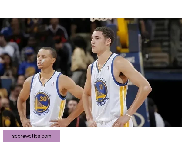 卡鲁索调皮抢水壶哈特机智躲避结果泼满前队友一身水